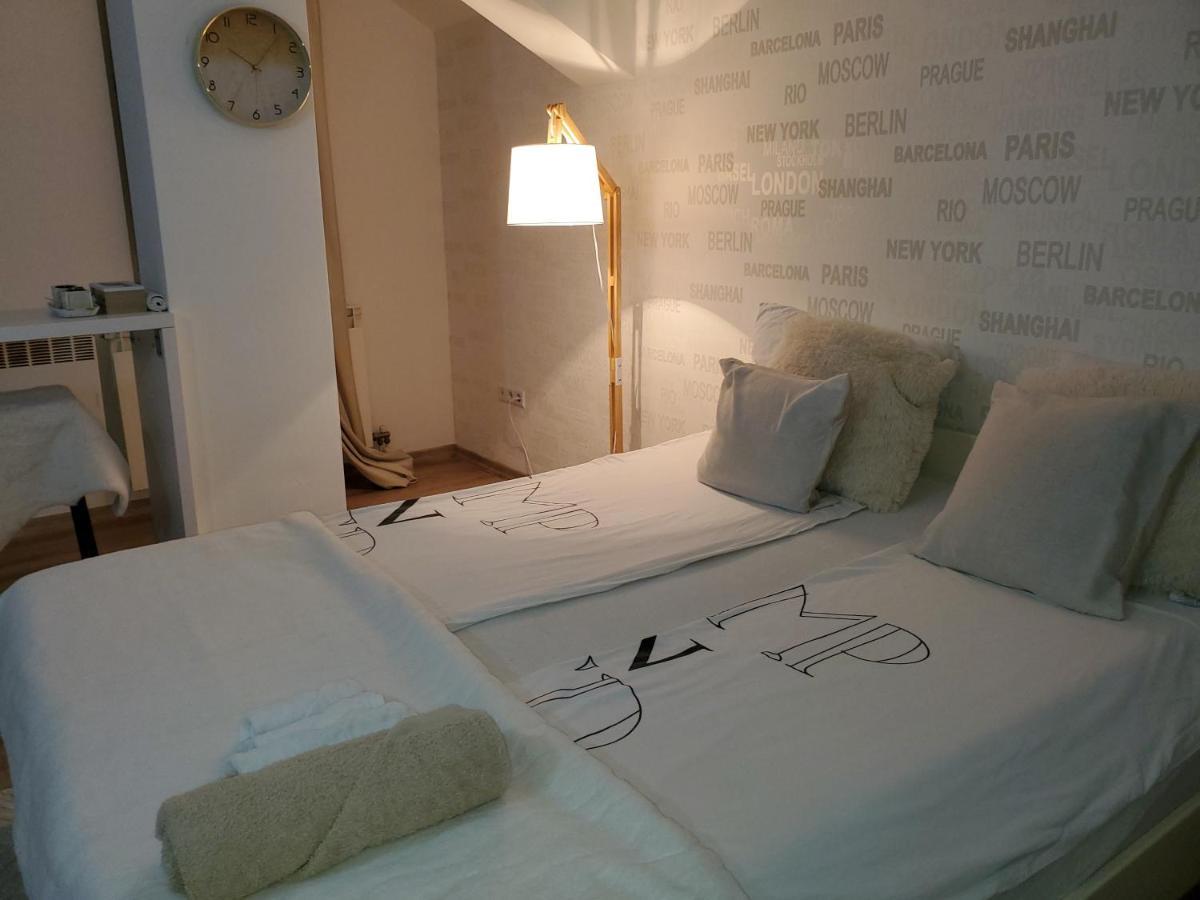 Sleep And Drive Apartment Sarajevo Exterior photo